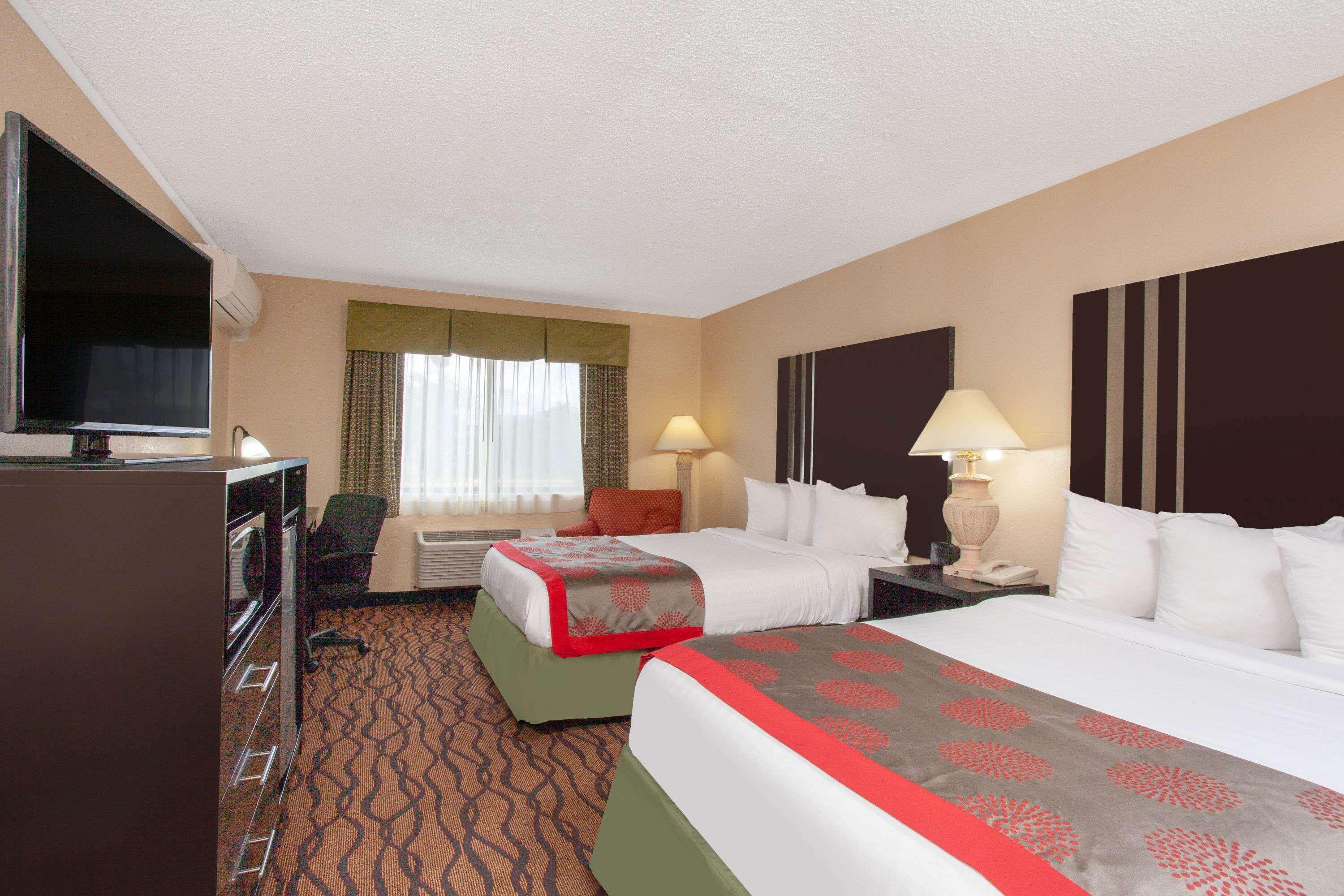 Space Coast Hotel Titusville-Kennedy Space Center Экстерьер фото