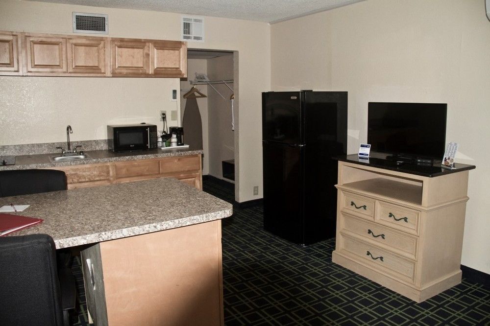 Space Coast Hotel Titusville-Kennedy Space Center Экстерьер фото